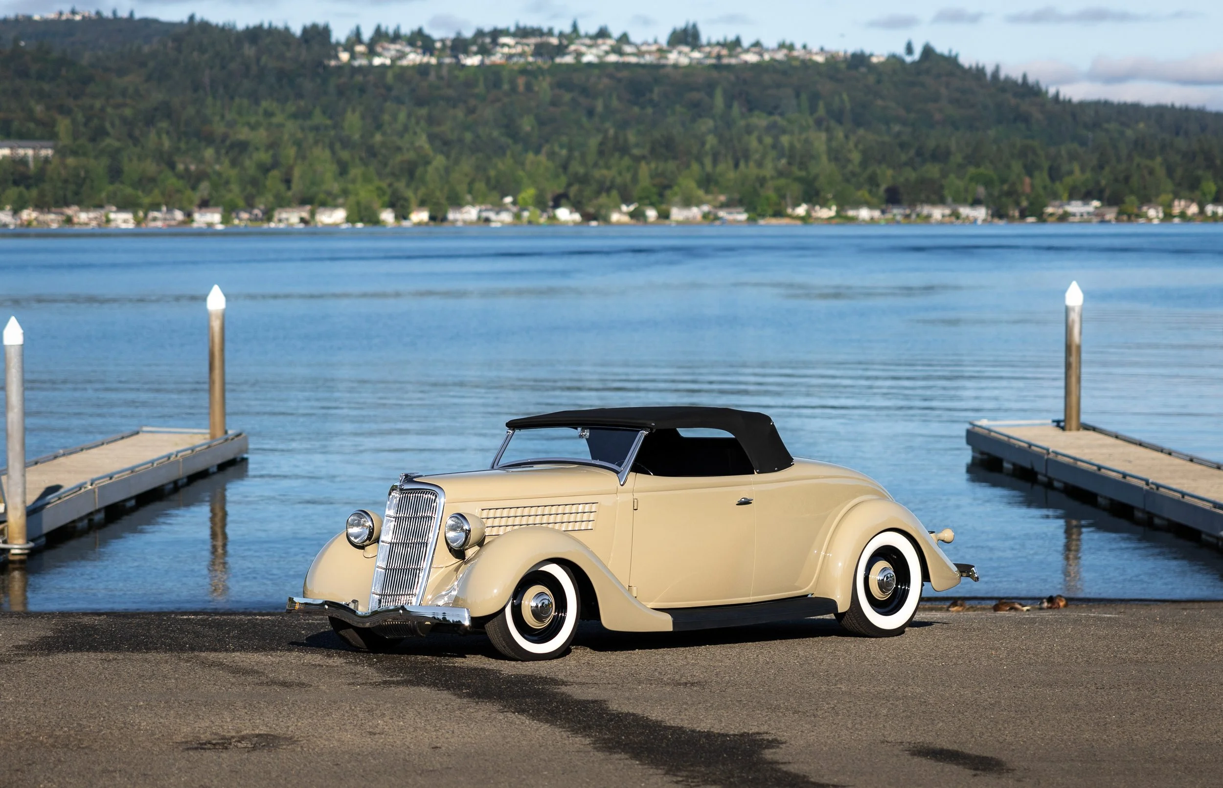 ラテページ 1935 Ford Roadster — Northwest European
